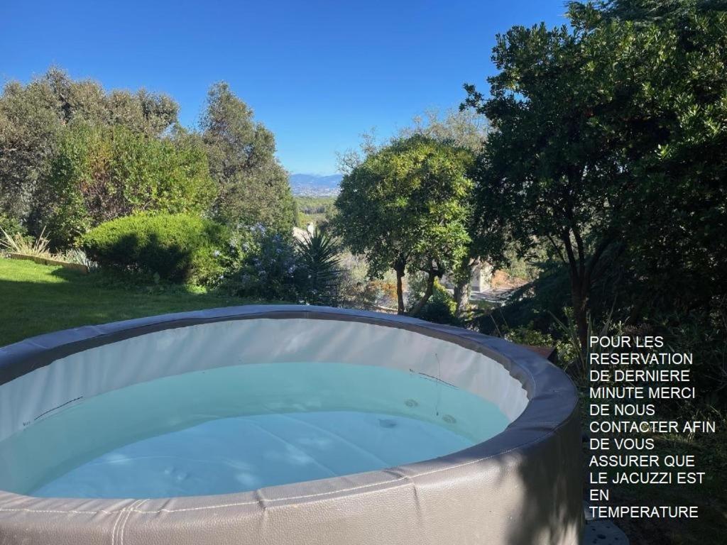 Appartement Domaine des Tuilières avec Jacuzzi à Vallauris Extérieur photo